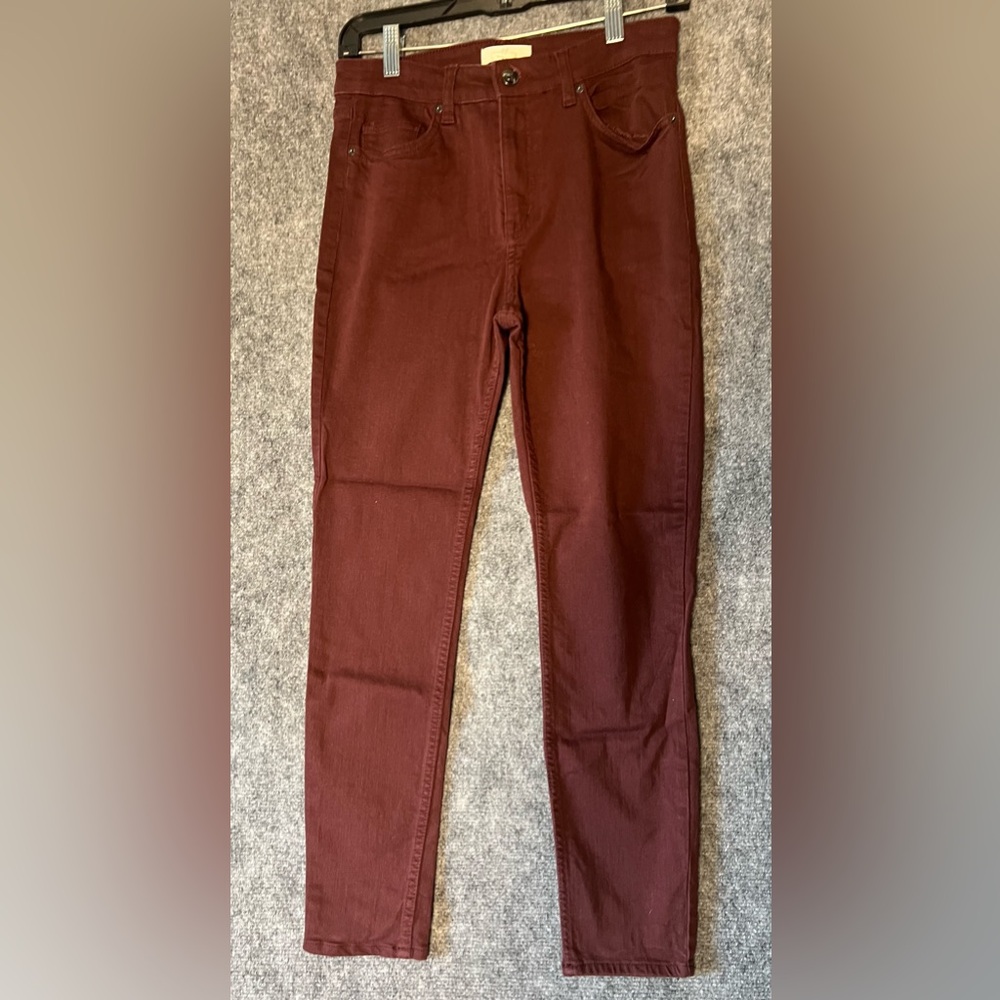 LOGG H&M Slim Jeans Women’s maroon Casual pants  SLIM Size 6 coquette. Not red